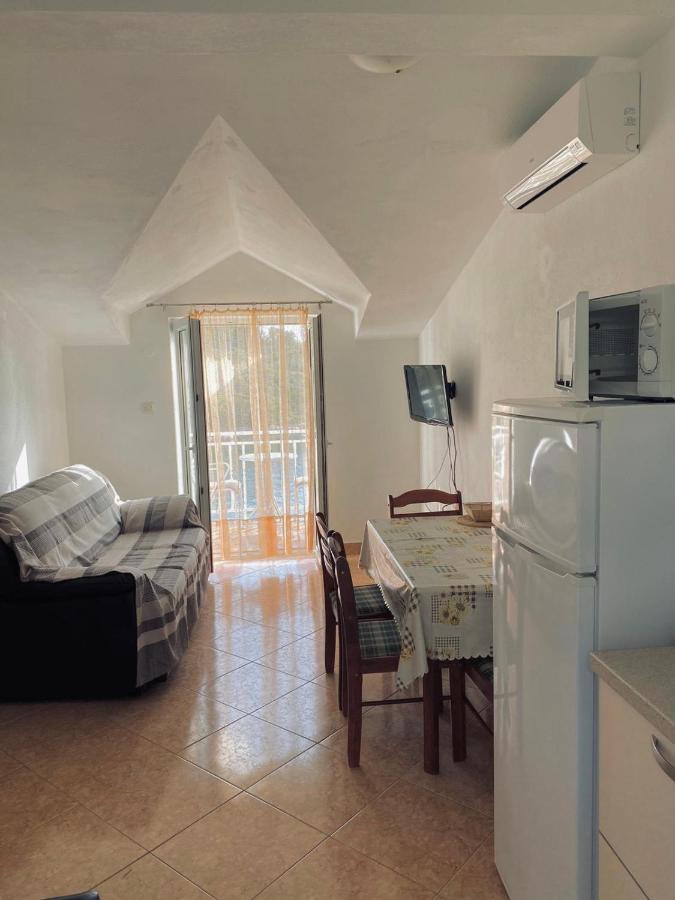 Apartmani Mima Nečujam Exteriér fotografie